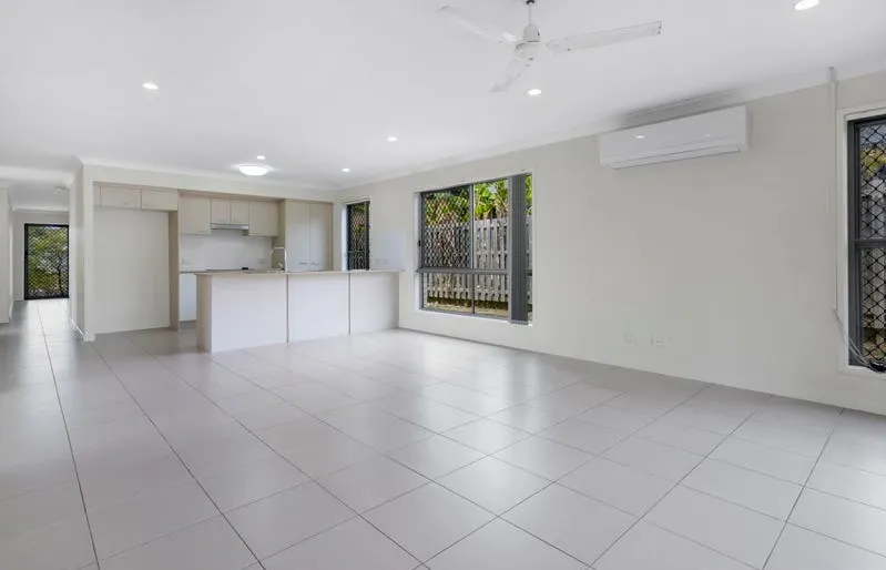 51 Cornforth Crescent, Kirkwood, QLD, 4680 - Image 2