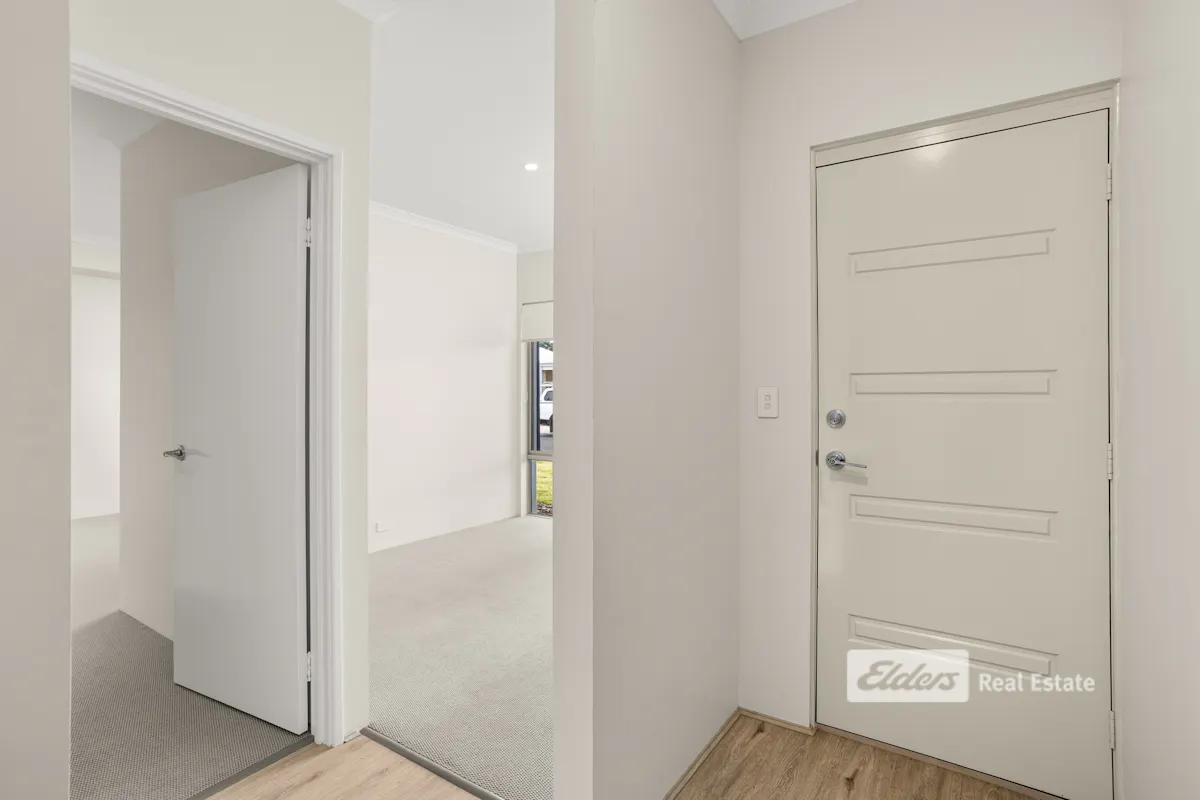 45 Colonna Street — photo 6 of 13
