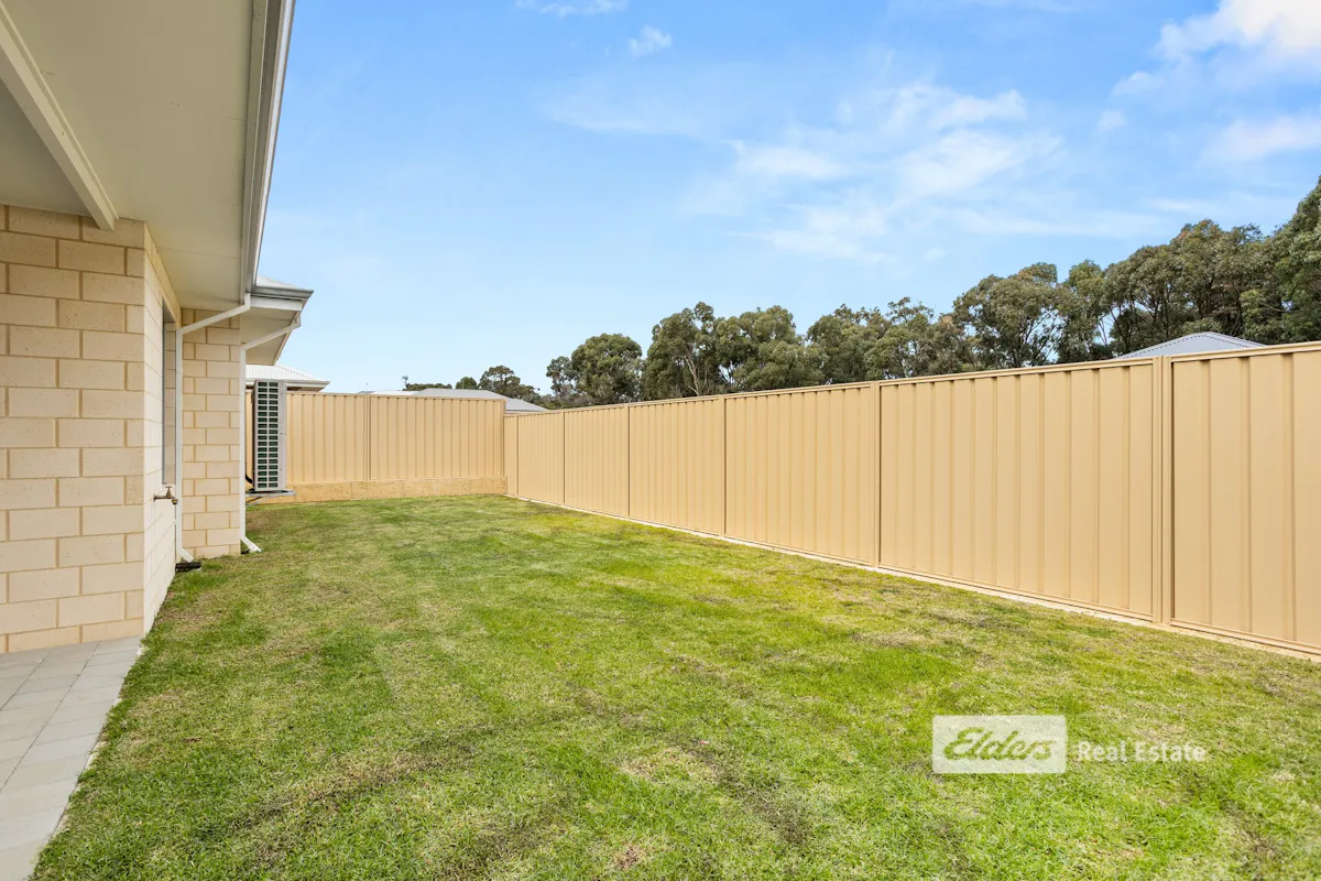 45 Colonna Street — photo 12 of 13