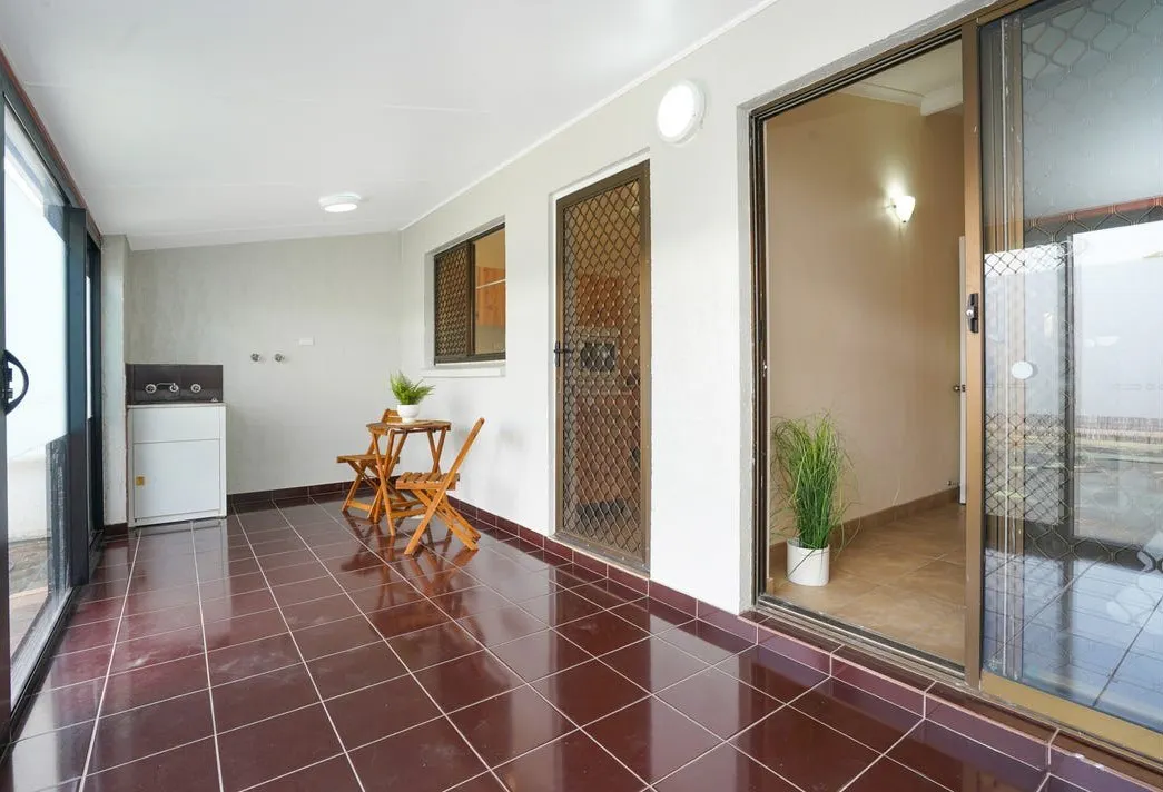 6/33 Ellengowan Drive — photo 7 of 8