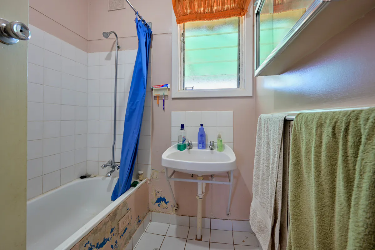48 Brook Street — photo 7 of 10