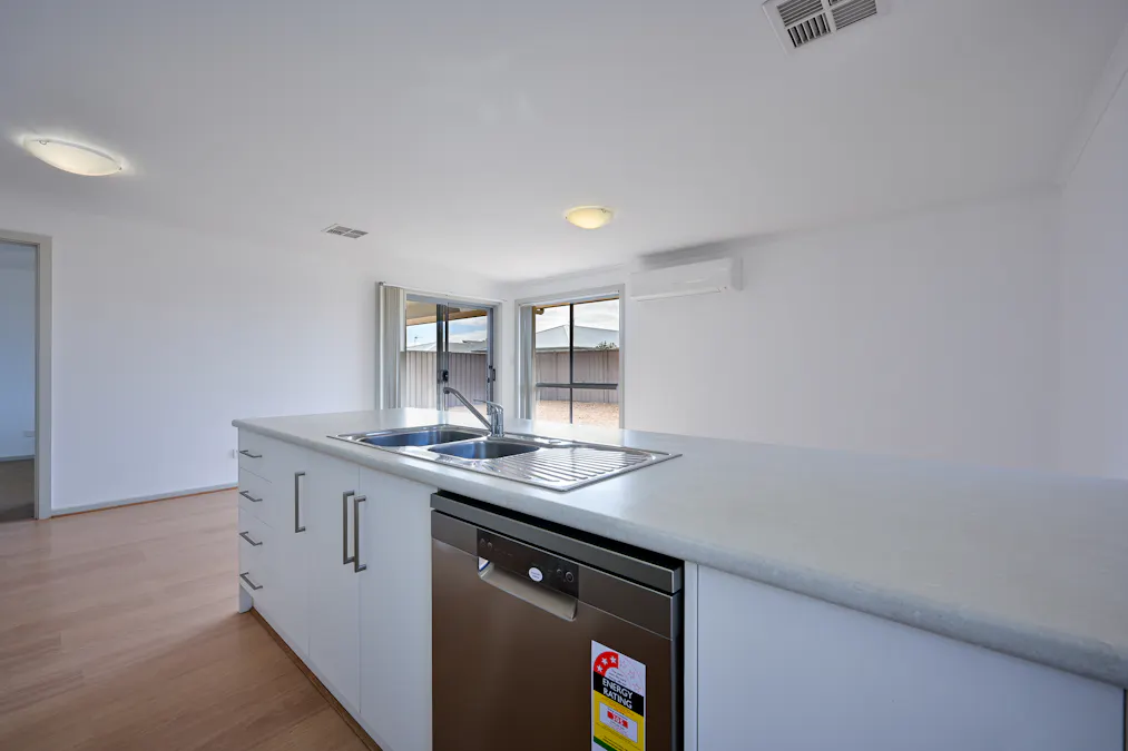 252 Cartledge Avenue, Whyalla Jenkins, SA, 5609 - Image 4