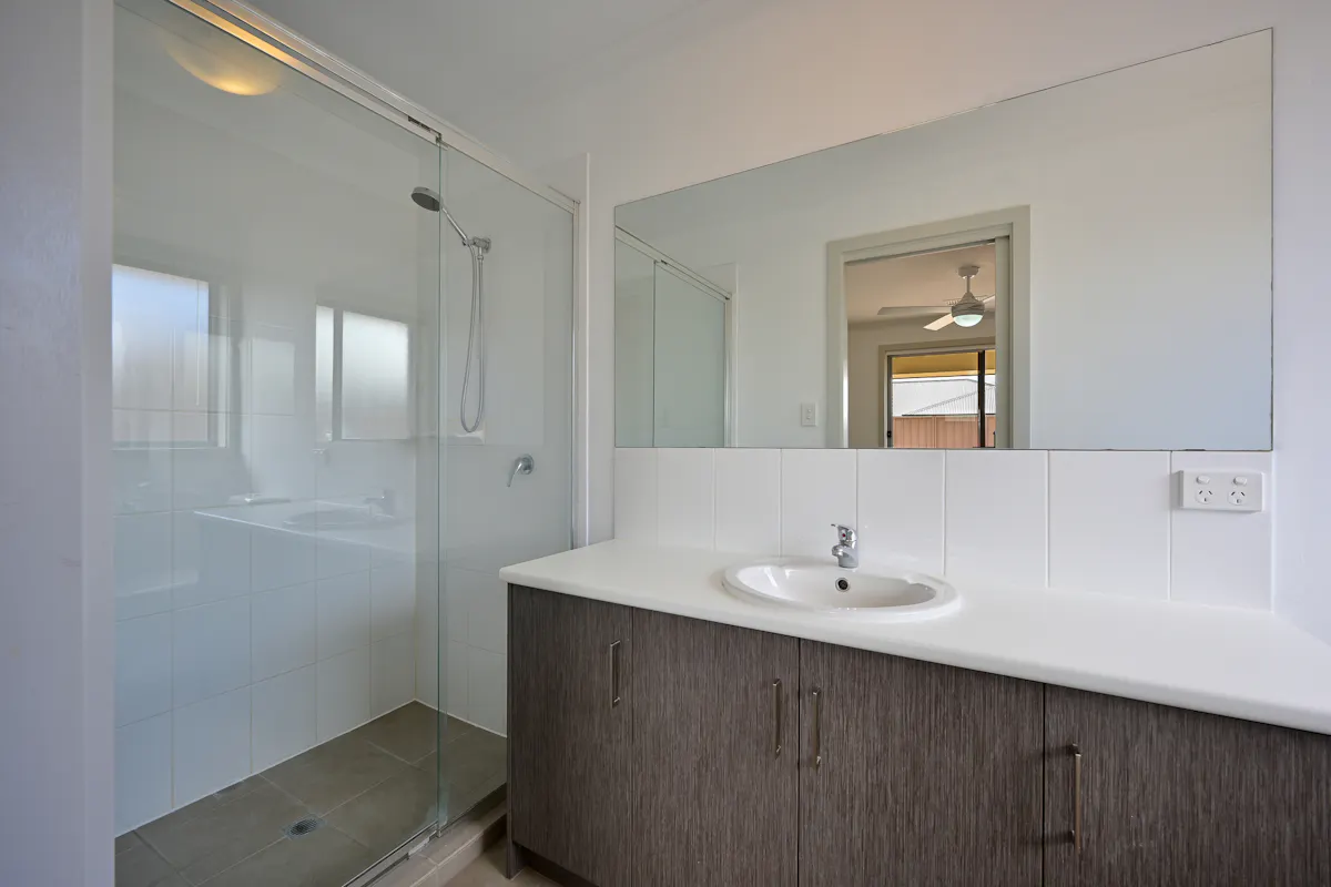 252 Cartledge Avenue — photo 8 of 16