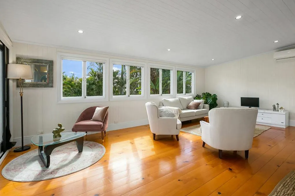 2 Cribb Street — photo 10 of 29