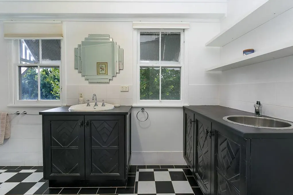 2 Cribb Street — photo 18 of 29