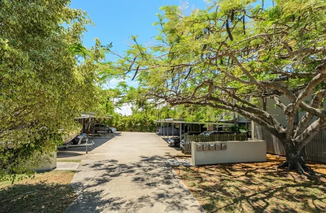 10/20 Short Street — photo from Elders Real Estate Gladstone and Tannum Sands