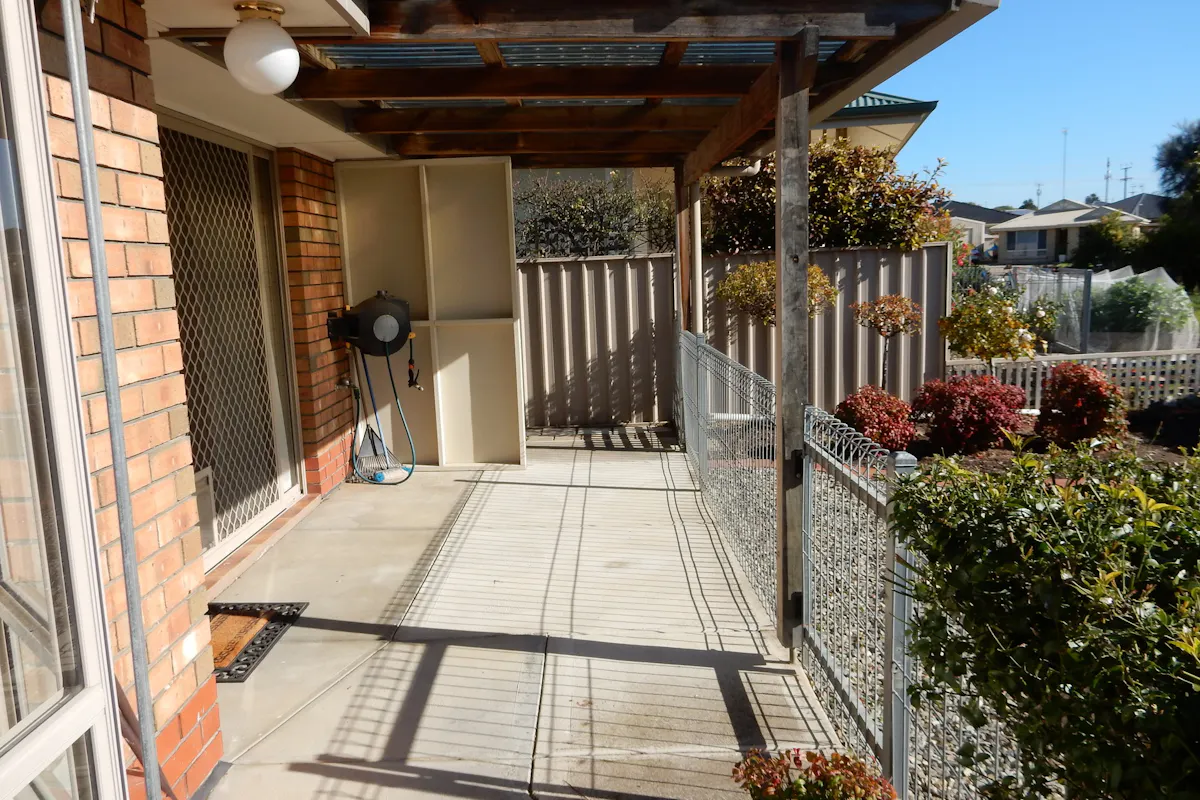 46 Kingdon Street — photo 5 of 11