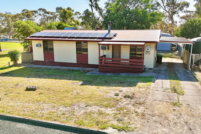 67 Summers Road — photo from Elders Real Estate Naracoorte