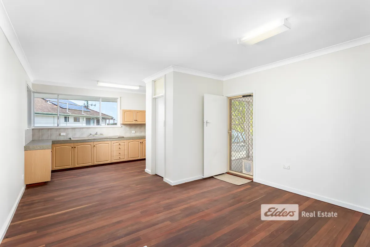 1 Strattimore Place — photo 3 of 16