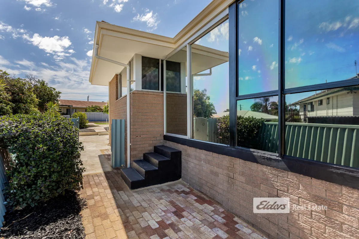 1 Strattimore Place — photo 14 of 16