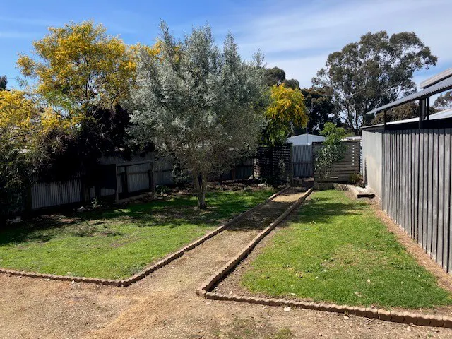 63 Memorial Drive, Naracoorte, SA, 5271 - Image 9
