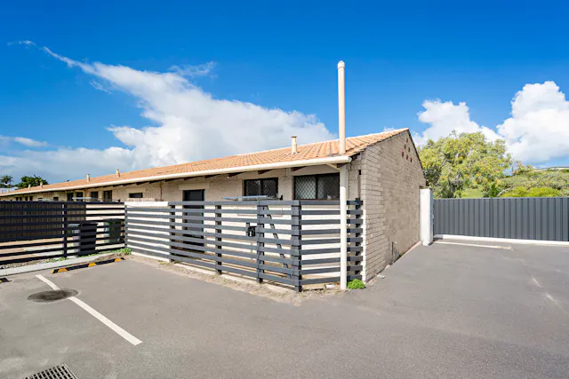 1/12 Johnston Street — photo from Elders Real Estate Western Australia