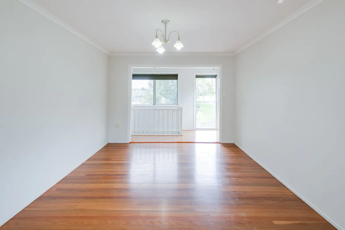 10 McKenzie Street — photo 4 of 20