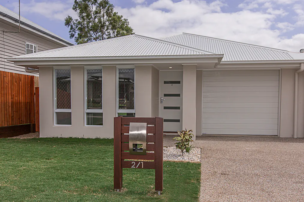 2/1 Hayes Street, Raceview, QLD, 4305 - Image 1