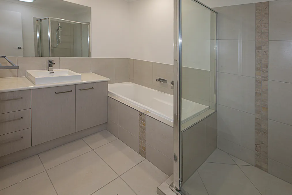 2/1 Hayes Street, Raceview, QLD, 4305 - Image 4