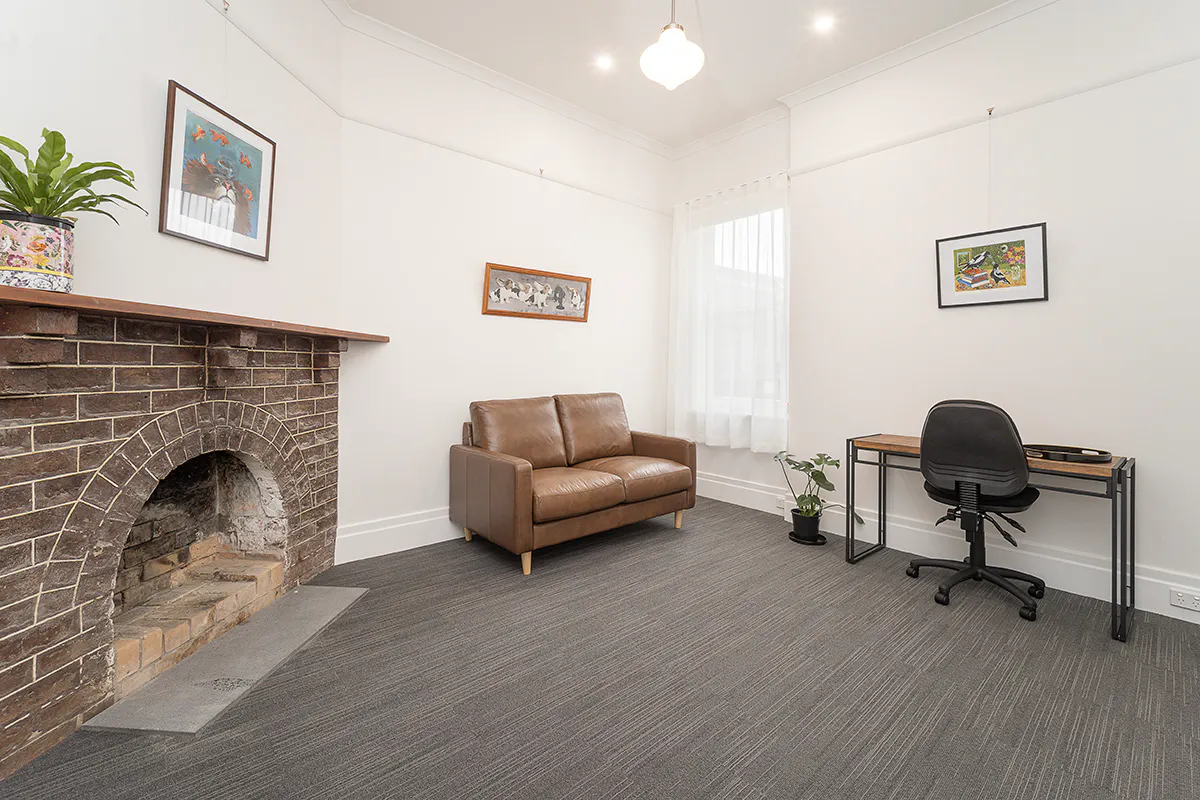 63B Whyte Street — photo 4 of 10