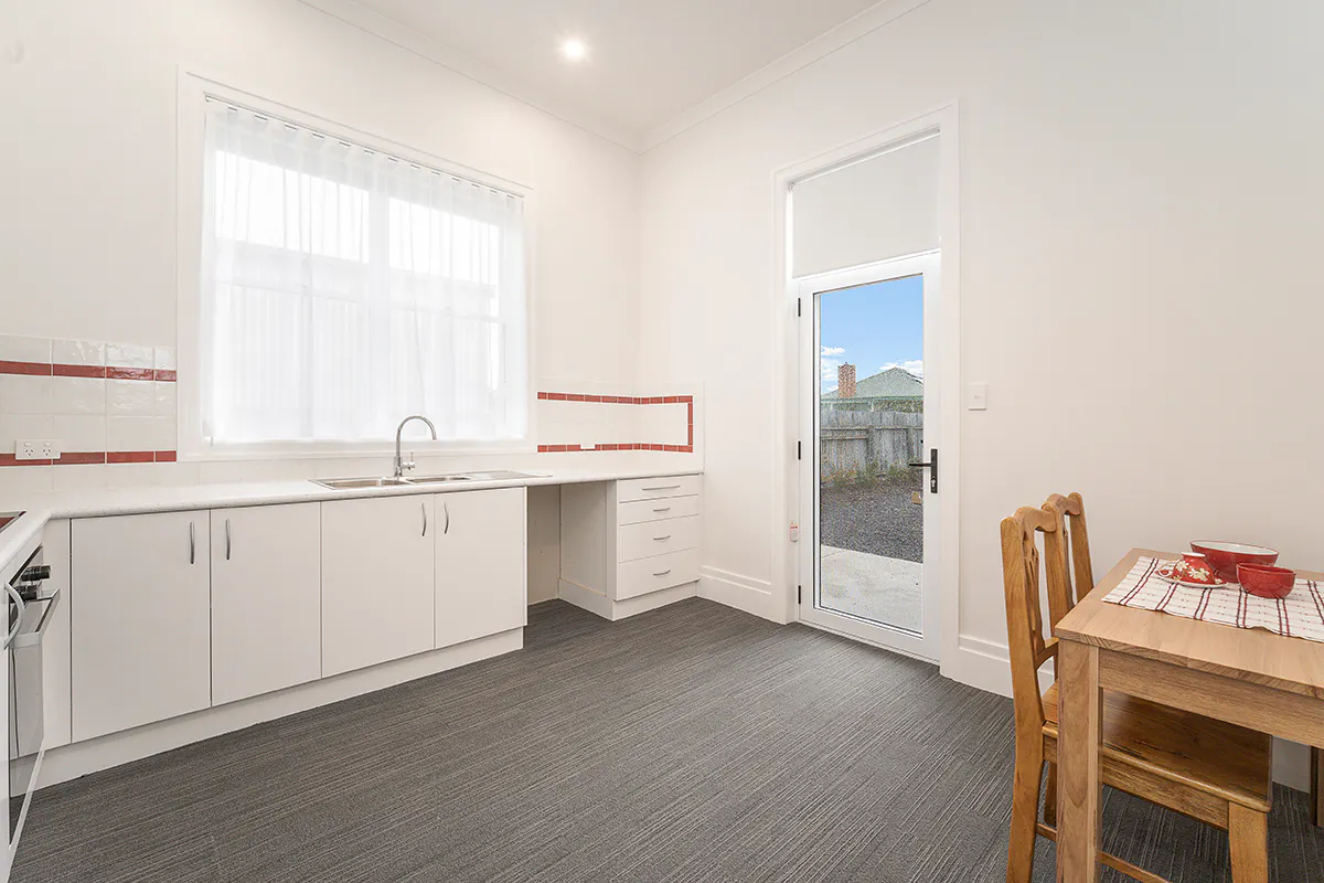 63B Whyte Street — photo 6 of 10