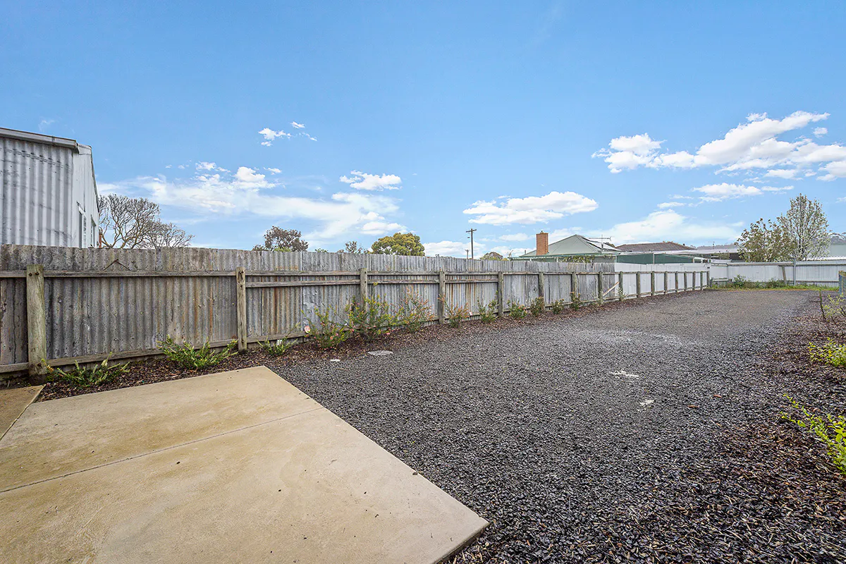 63B Whyte Street — photo 8 of 10