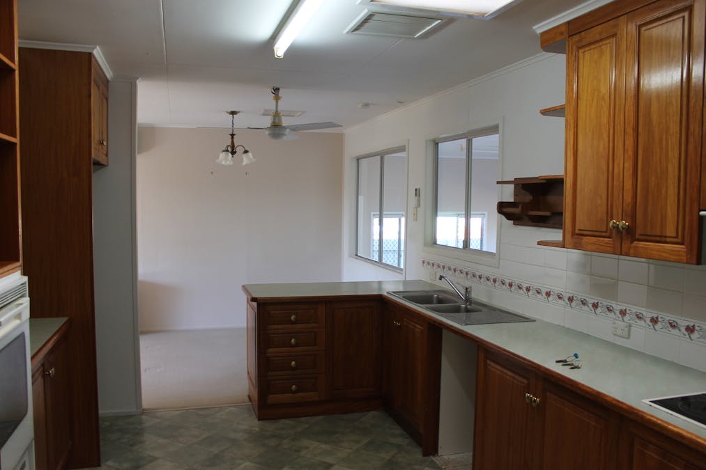 26 Dunmall Street, Dalby, QLD, 4405 - Image 4