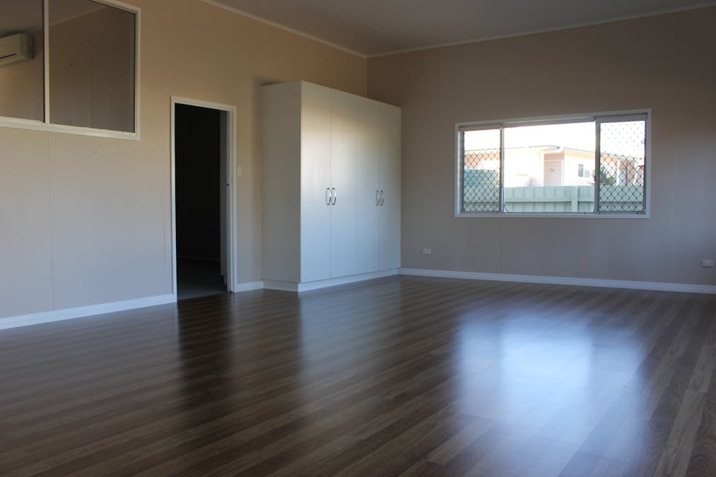 26 Dunmall Street, Dalby, QLD, 4405 - Image 8