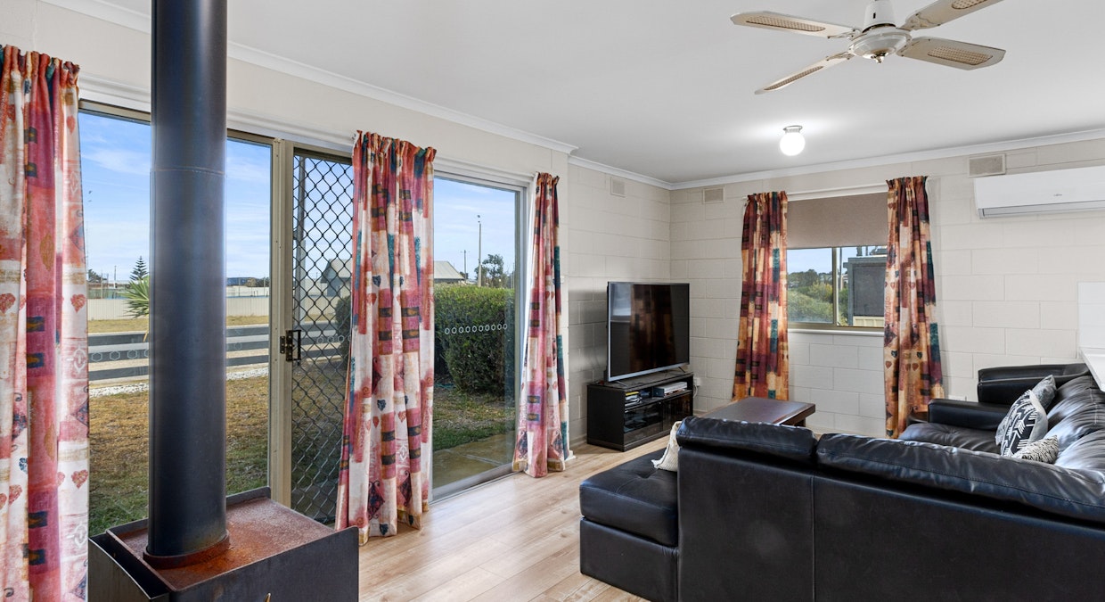 10 Anstey Terrace, Coobowie, SA, 5583 - Image 5