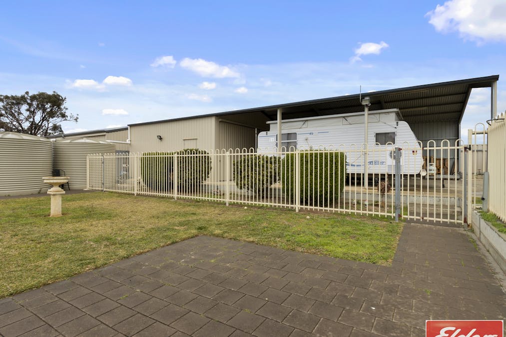 11 Moonta Terrace, Clinton, SA, 5570 - Image 2