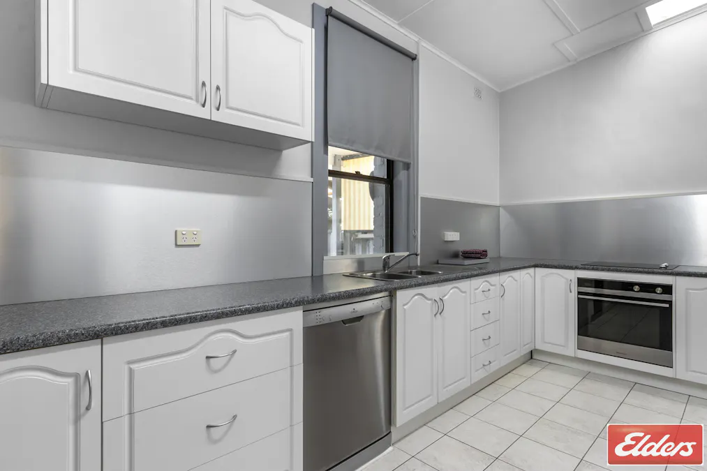 37 Fourth Street, Ardrossan, SA, 5571 - Image 4