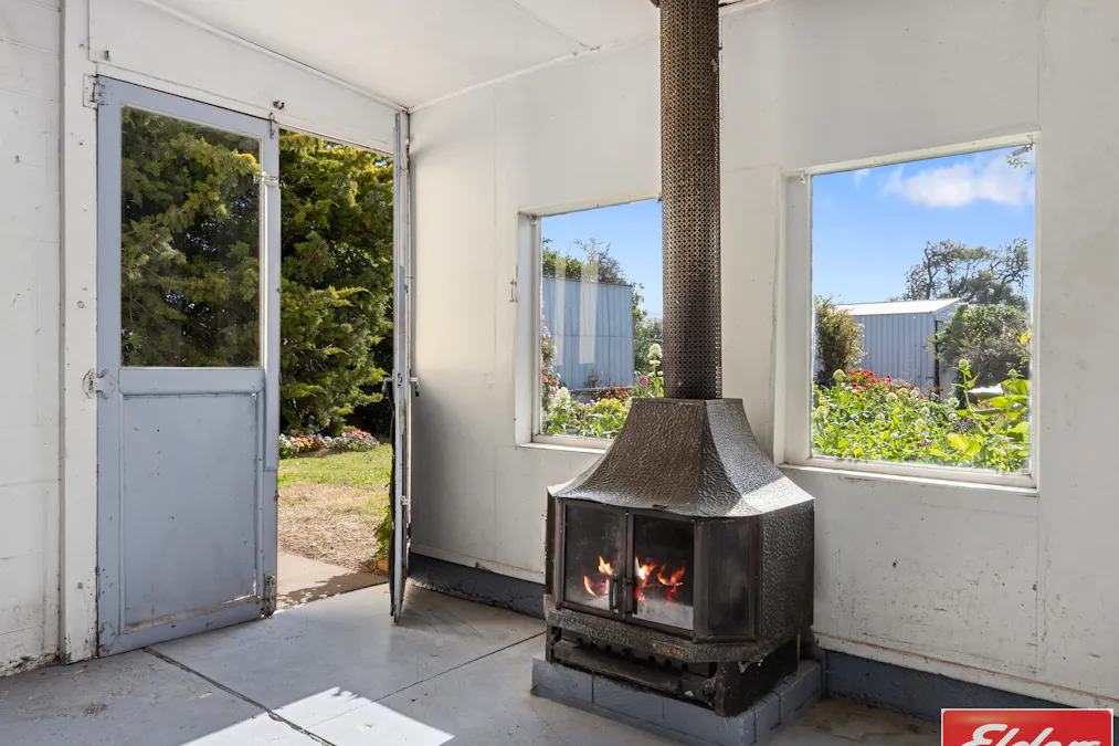 2 Lawhill Street, Port Victoria, SA, 5573 - Image 4