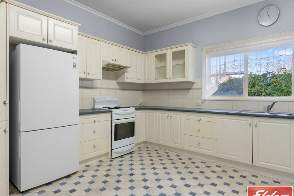 2 Lawhill Street, Port Victoria, SA, 5573 - Image 8