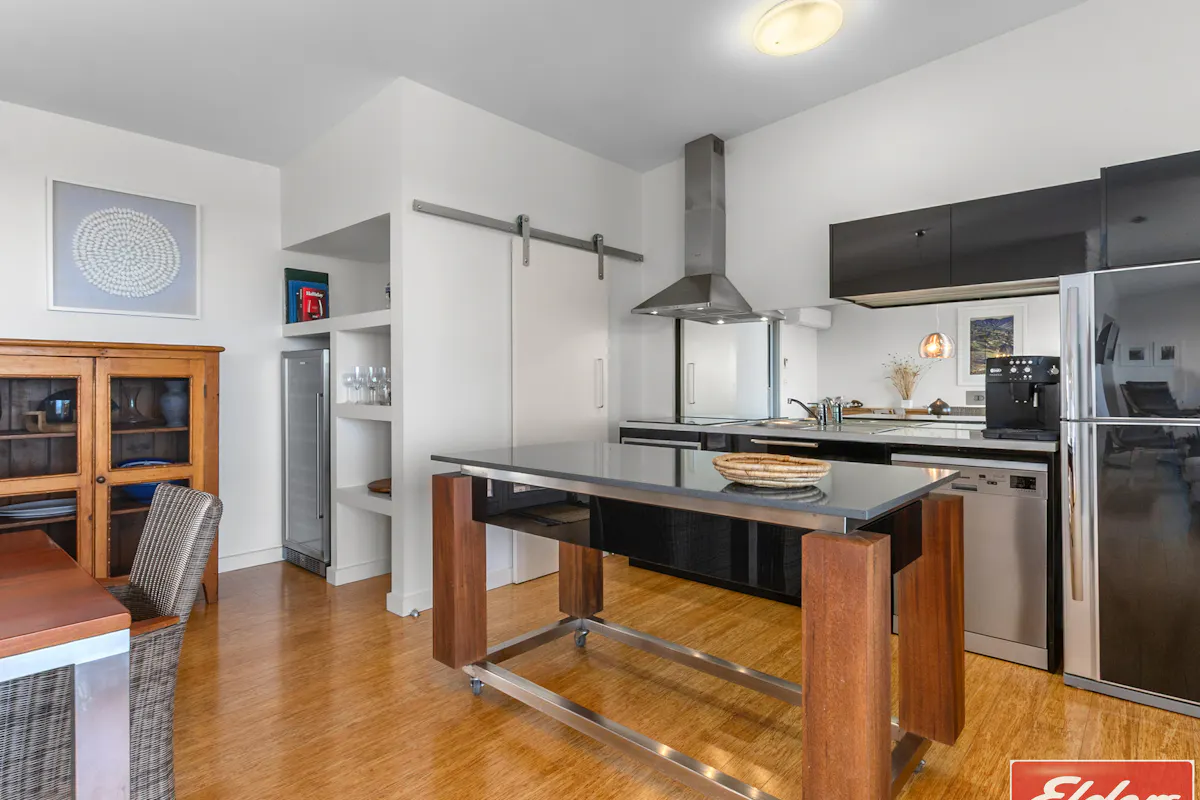 41 Chapman Road — photo 6 of 30