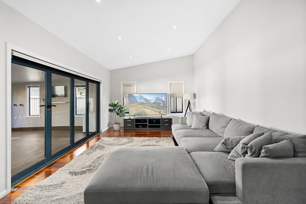 123 Shearwater Drive, Lake Heights, NSW, 2502 - Image 5
