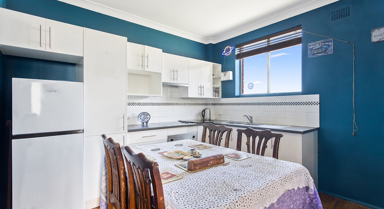 1/10 Dudley Street, Wollongong, NSW, 2500 - Image 2