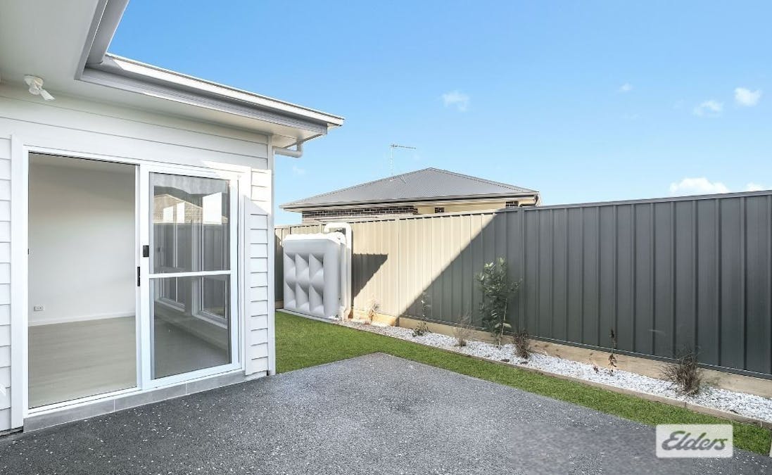 8a Greyleigh Street, Horsley, NSW, 2530 - Image 5