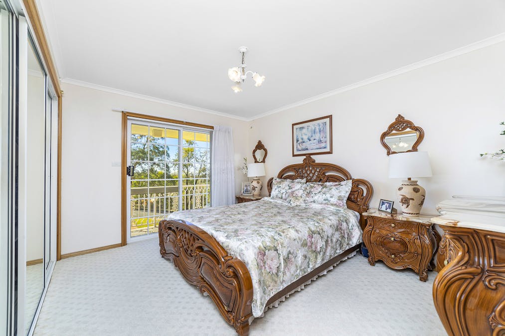 22 Murrogun Crescent, Cordeaux Heights, NSW, 2526 - Image 4