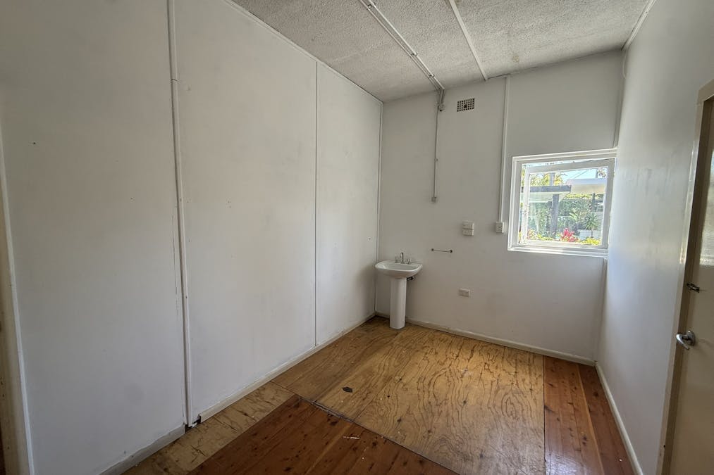 4/2 Balfour Street, Fairy Meadow, NSW, 2519 - Image 4