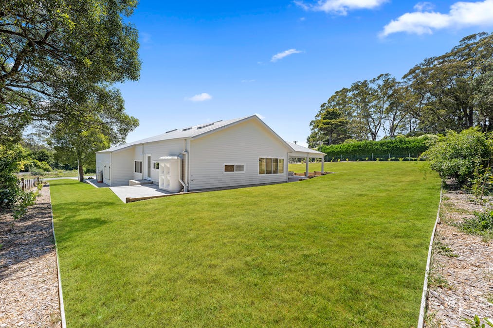 57 South Street, Robertson, NSW, 2577 - Image 14