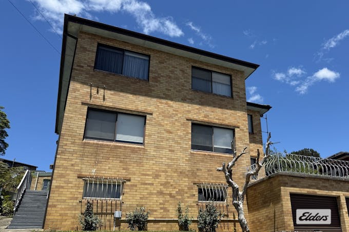 1/49 Rowland Avenue, Wollongong, NSW, 2500 - Image 1