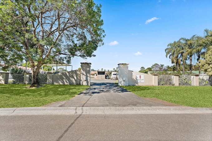 1a Kingston Town Drive, Kembla Grange, NSW, 2526 - Image 1