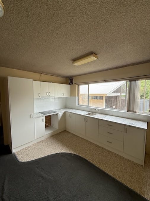 5/10 Myrtle Street, Coniston, NSW, 2500 - Image 2