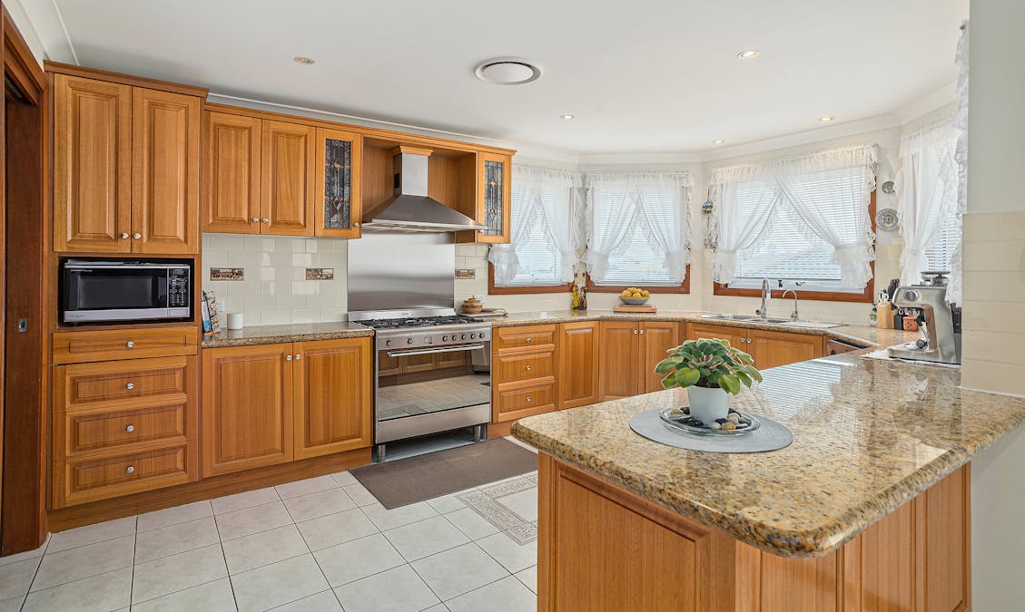 24 Fields Drive, Albion Park, NSW, 2527 - Image 2