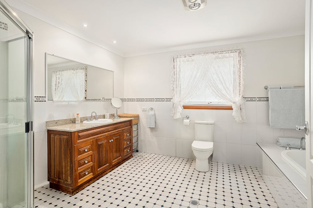 24 Fields Drive, Albion Park, NSW, 2527 - Image 11