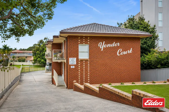 10/21 Staff Street, Wollongong, NSW, 2500 - Image 1