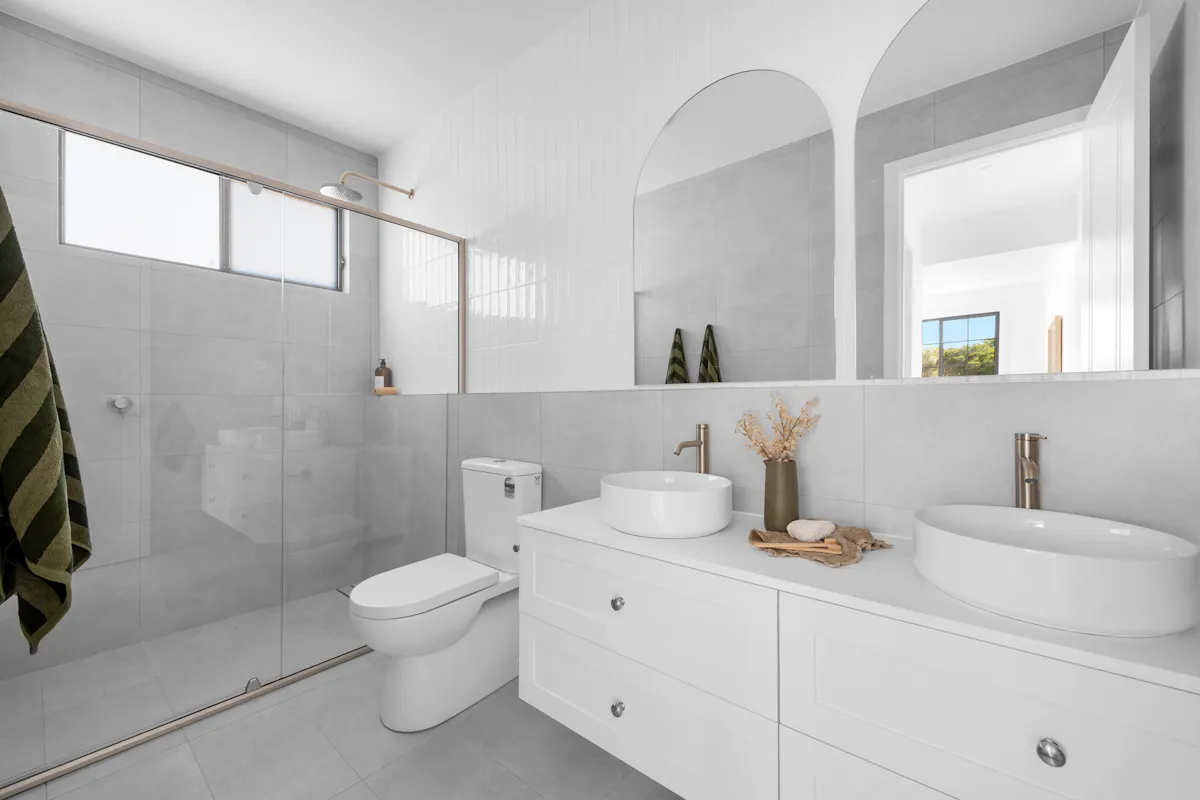 108 Jacaranda Avenue — photo 10 of 17