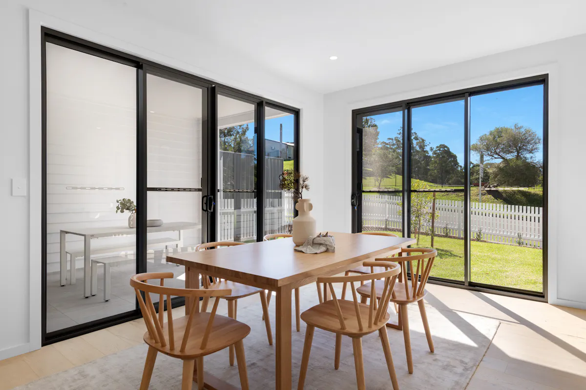 108 Jacaranda Avenue — photo 4 of 17