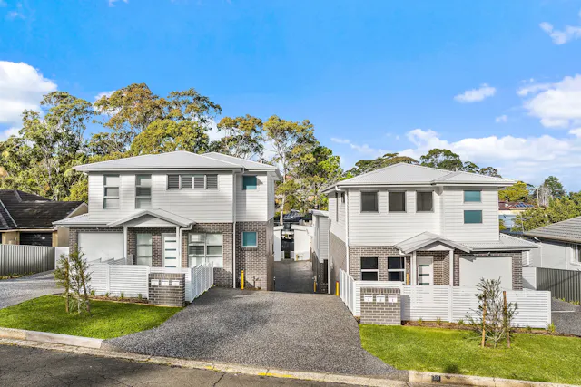 1/11-13 St Johns Avenue — photo from Elders Real Estate Wollongong