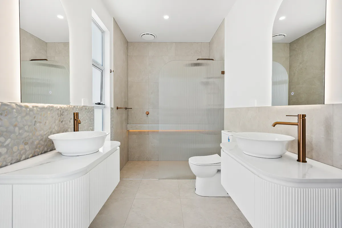 66b Gladstone Avenue — photo 4 of 10