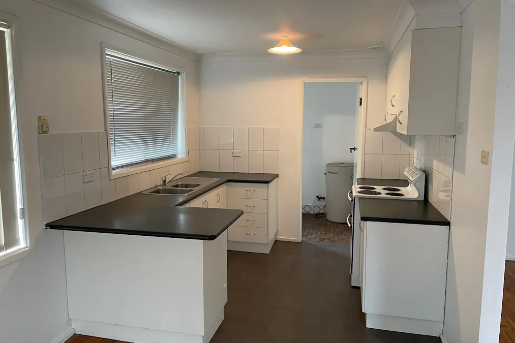 7 Captain Cook Drive, Barrack Heights, NSW, 2528 - Image 3