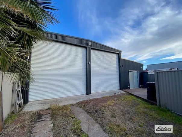 2/15 Finlayson Street, Wollongong, NSW, 2500 - Image 1