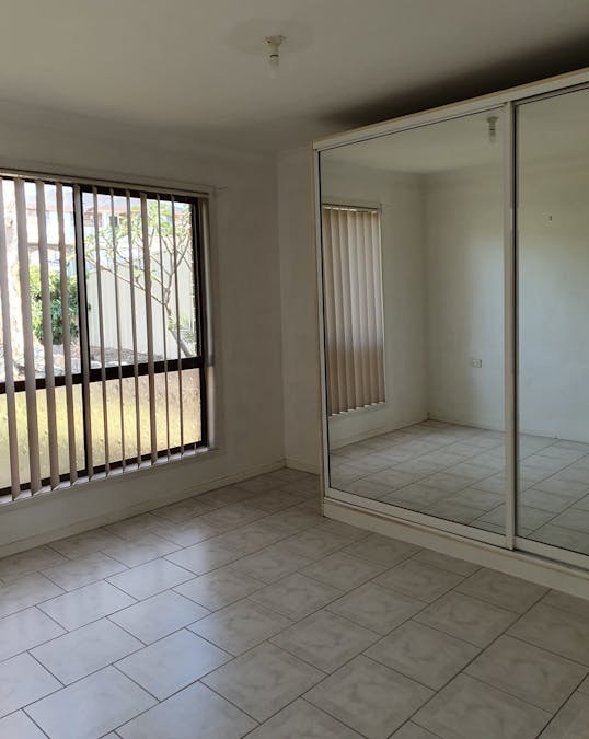 4 Goolagong Circuit, Mount Warrigal, NSW, 2528 - Image 5