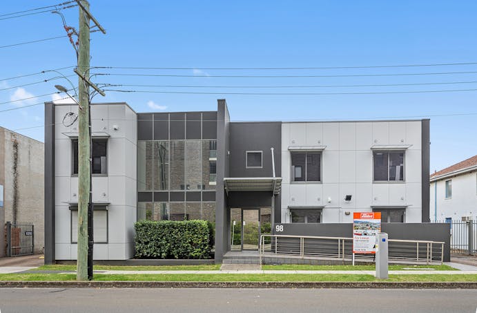 98 Kembla Street, Wollongong, NSW, 2500 - Image 1